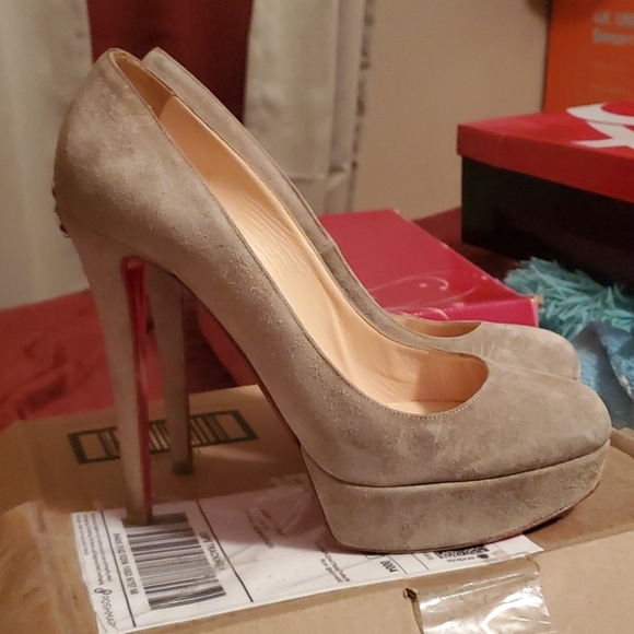 Christian Louboutin Bianca platform heels - Picture 2 of 3